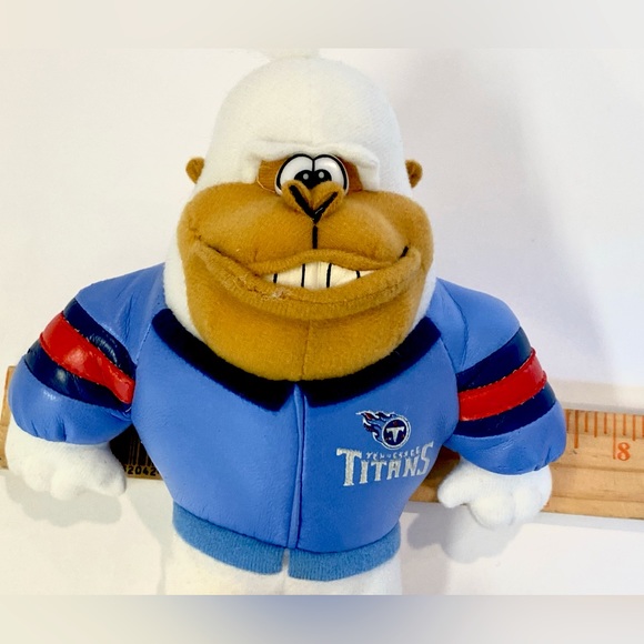 Vintage Tennessee Titans Football Team Stuffed Gorilla Toy 8” - Picture 3 of 4